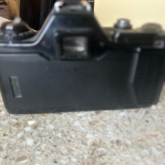 Konica Black SLR 35mm film Camera Body with Classic SLR CAMERA - Picture 4 of 5